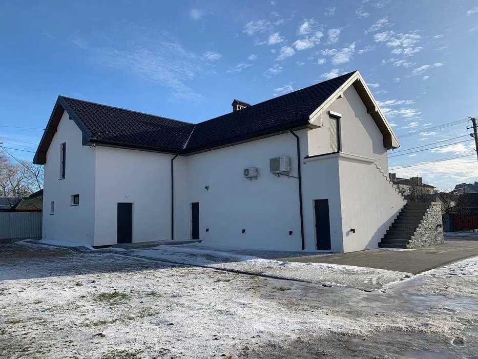 Довгострокова оренда приміщення під ваш бізнес.