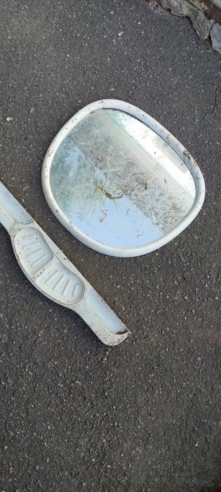 Продам дзеркало з поличкою для ванної кімнати