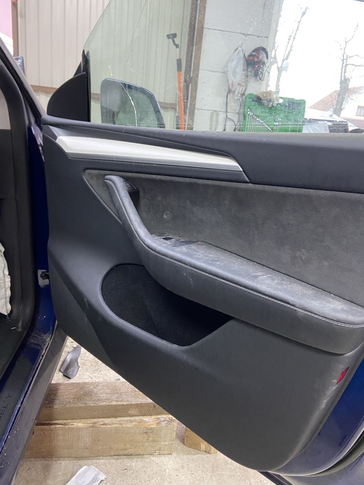 Карти дверей Тесла 3 / Y Tesla model 3 / Y задні та передні Model Y