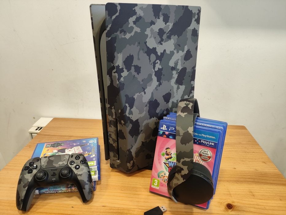 PlayStation 5 z napędem Grey Camo + Pulse 3D+ pad z TMR + gry