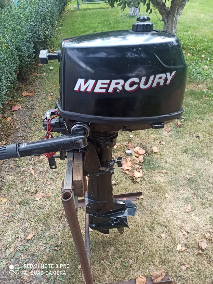 Лодочный мотор  Меркури 4 6