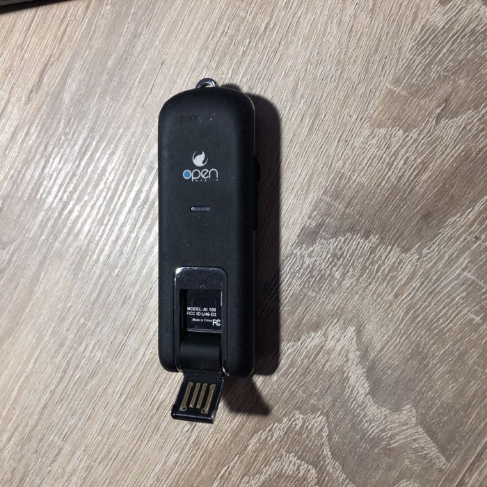 EV-DO 3G USB модем Huawei AI100