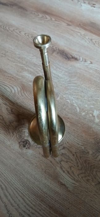 Mosiężna trąbka sygnalowa