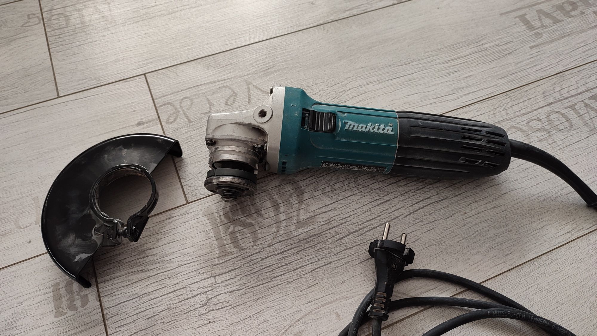 MAKITA GA5030R 720W tarcze 125mm szlifierka