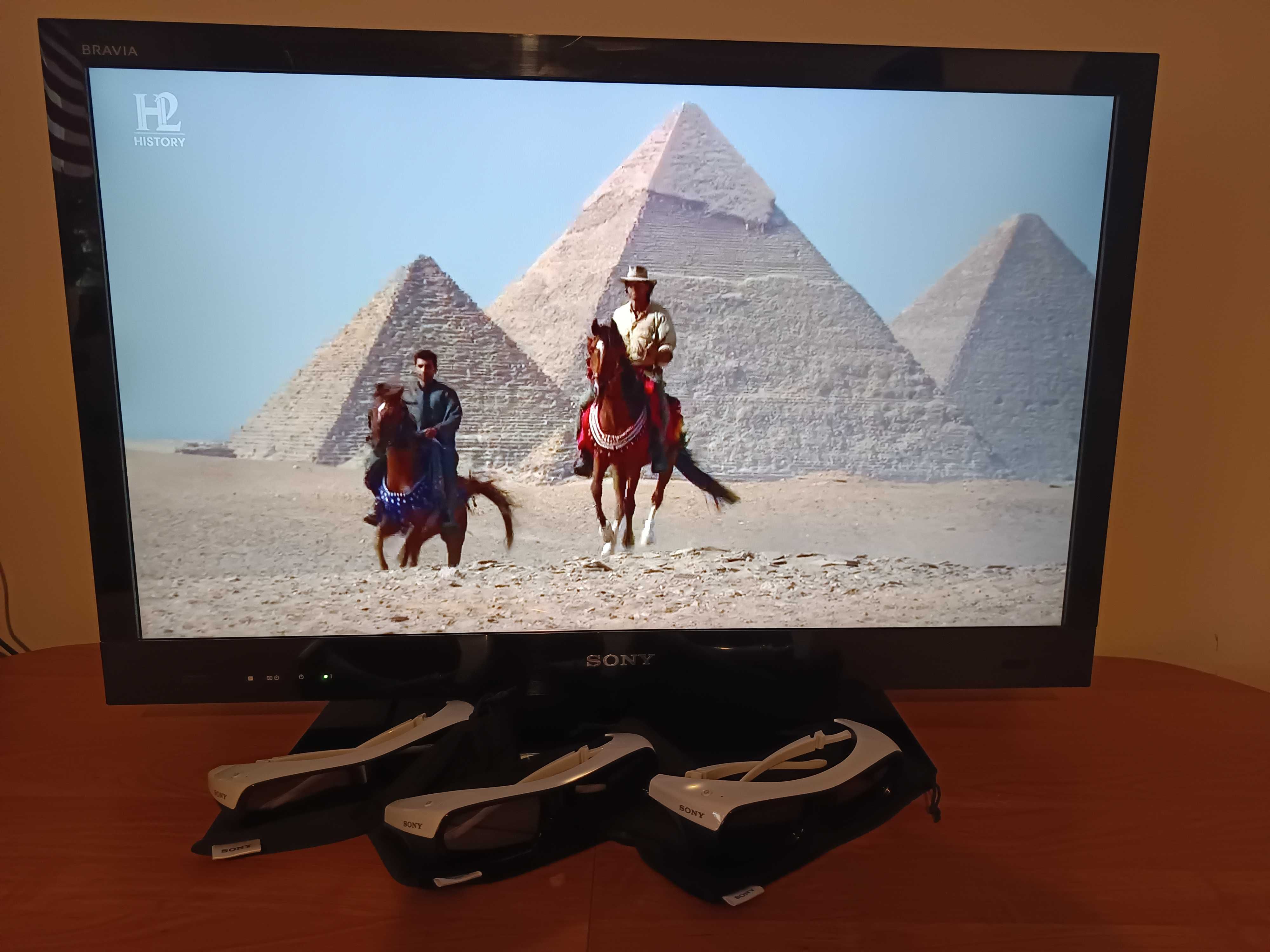 Telewizor SONY 32"-3D KDL-32EX720 + trzy pary okularów 3D GRATIS