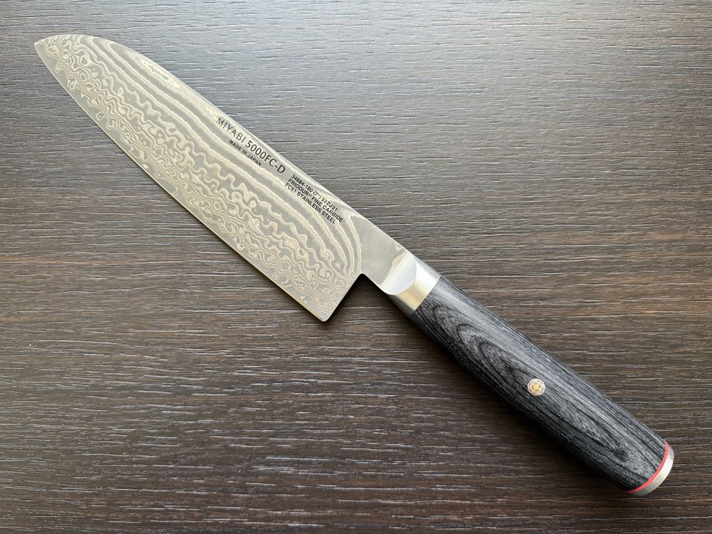 Японський професійний кухонний ніж сантоку Miyabi Kaizen II 5000FCD