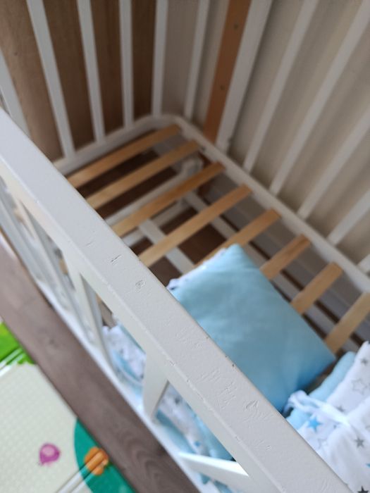 Дитяче ліжко дерев'яне