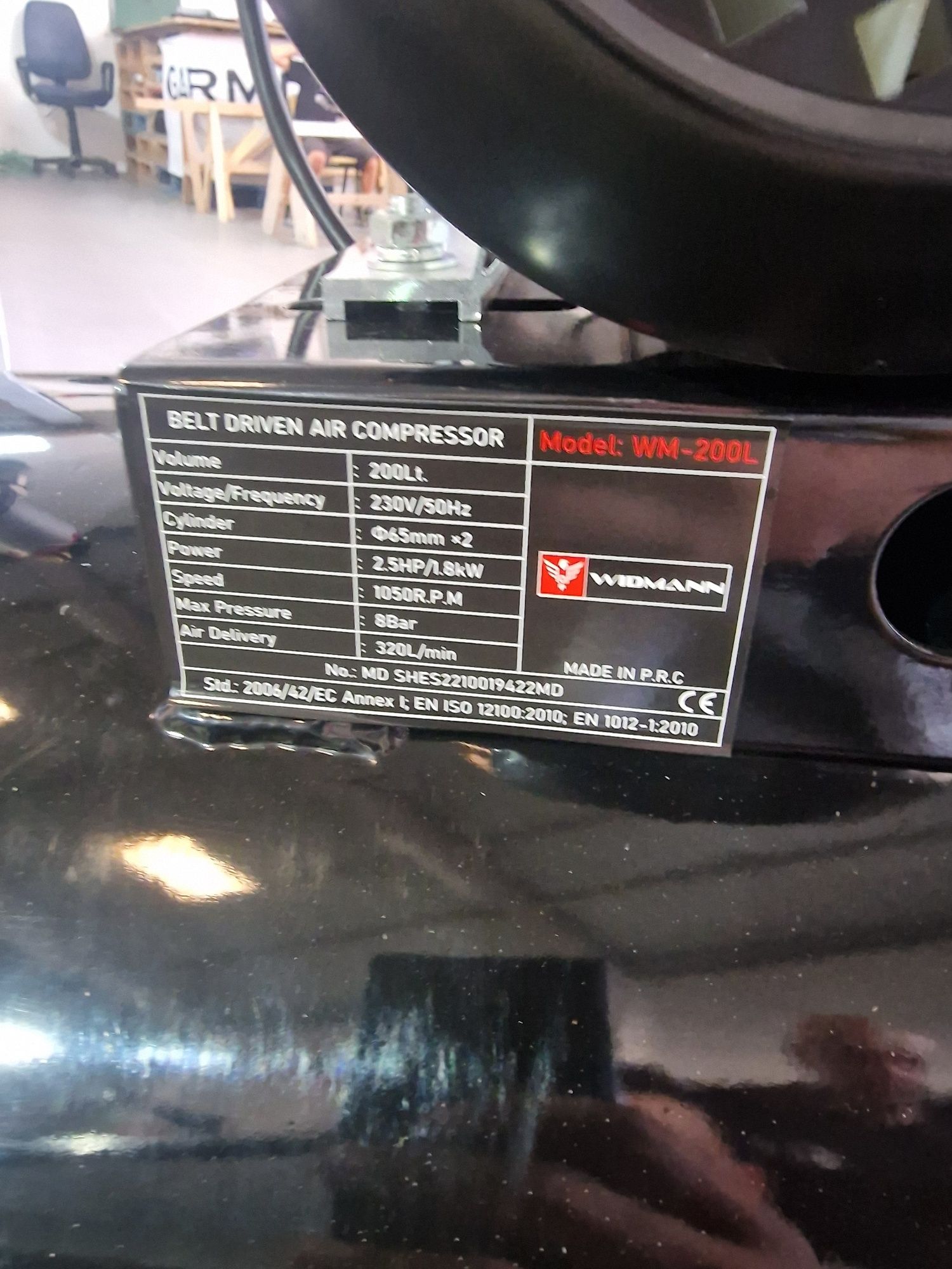 Compressor de 200 litros novo