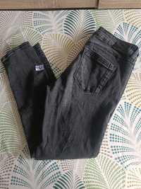 Czarne spodnie męskie W29