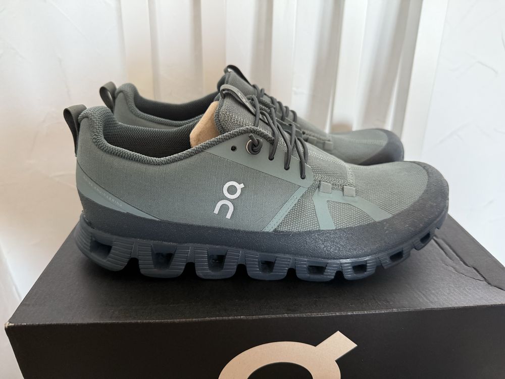 ON RUNNING Cloud Dip rozmiar 42 nowe