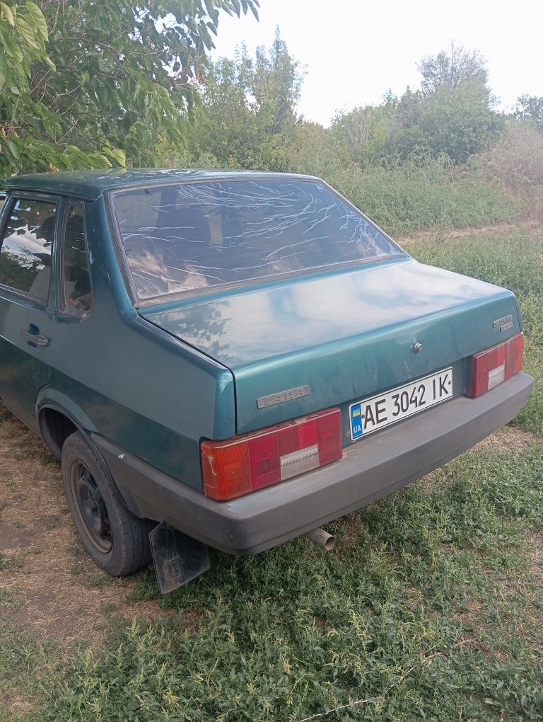 Продам ваз 21099