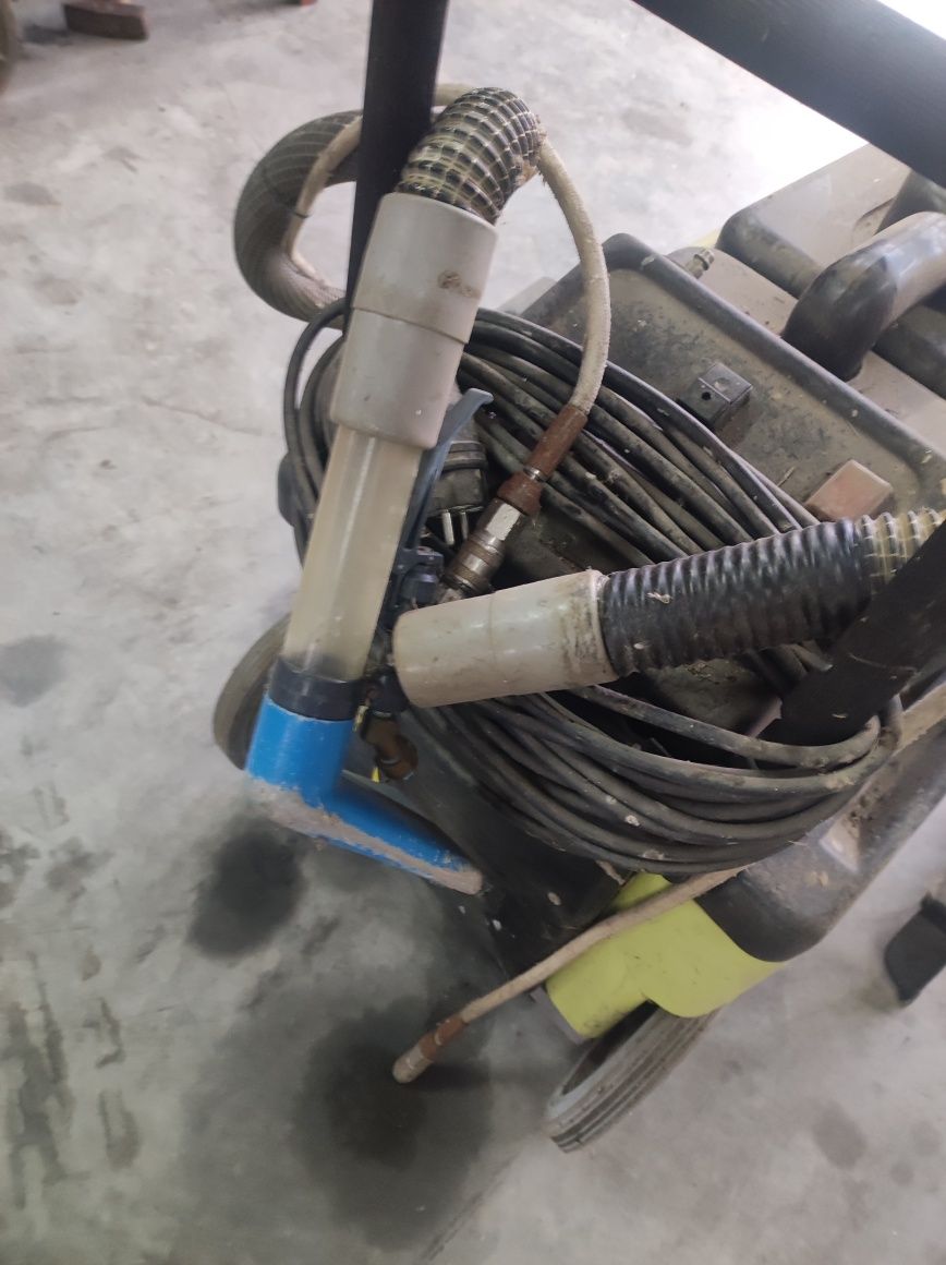Odkurzacz piorący Karcher puzzli profi
