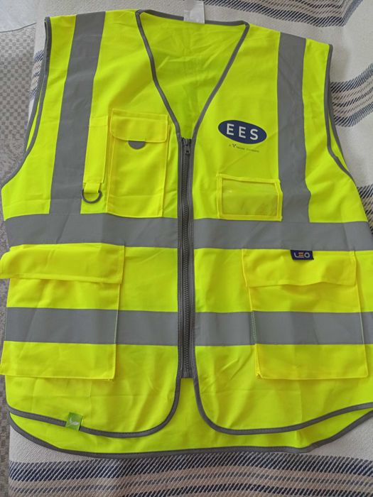жилетка/ футболка сигнальная со светоотражающими полосами  р. XXL/ XL
