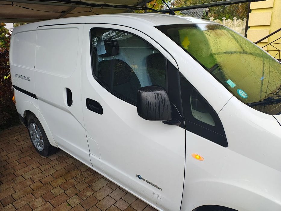 Nissan Nv200  Nissan nv200 24kwh
