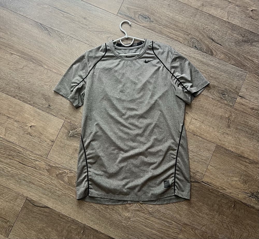 Футболка Nike Pro Найк Л L