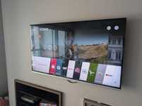 TV LG 47" Full HD Smart TV Wi-Fi Preto c/ Barra de som