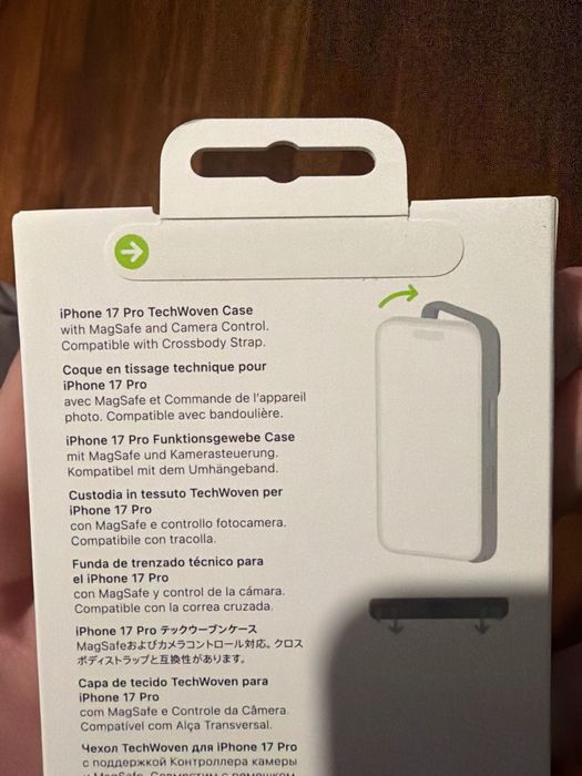 Capa Preta TechWoven Case iPhone 17 Pro