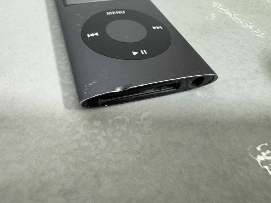 Apple iPod Nano 4 A1285 , 8GB