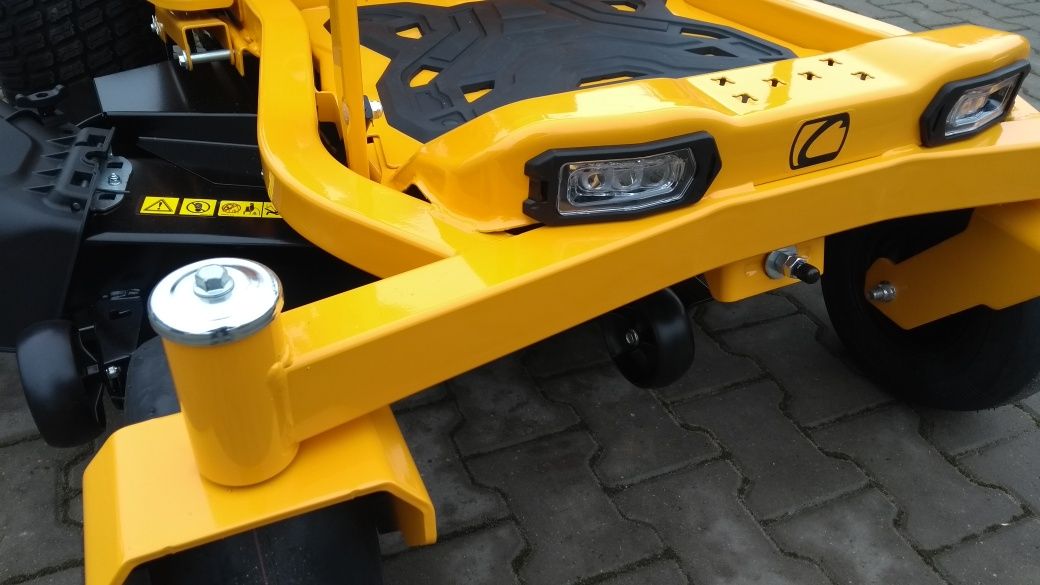 Traktorek kosiarka CUB CADET XZ5 137CM  V Kawasaki 22KM USA od ręki