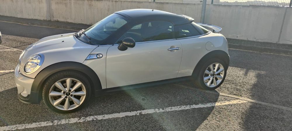 Mini coupé SD como novoo
