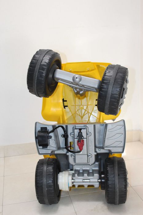 Mota eletrica 4x4 para Criança a bateria com carregador