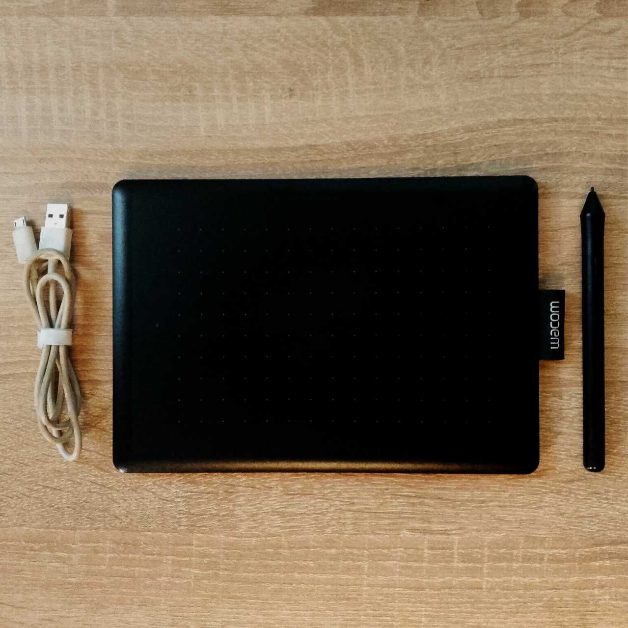 Wacom One by Wacom Small CTL-472 | В хорошем состоянии