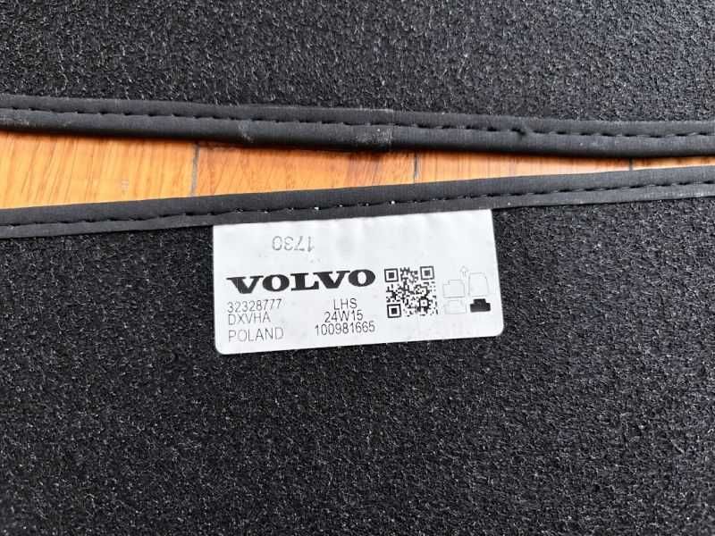 Oryginalne, nowe dywaniki welurowe Volvo XC40 4szt