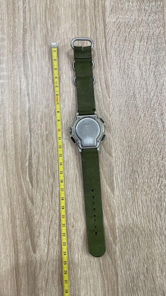 Годинник CASIO WS-300