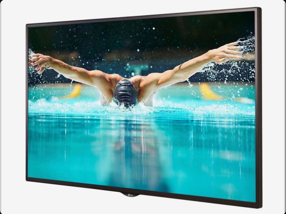 Totem reklamowy pionowy LG 32SE3B‑B 32″monitor reklamowy 24/7 digital