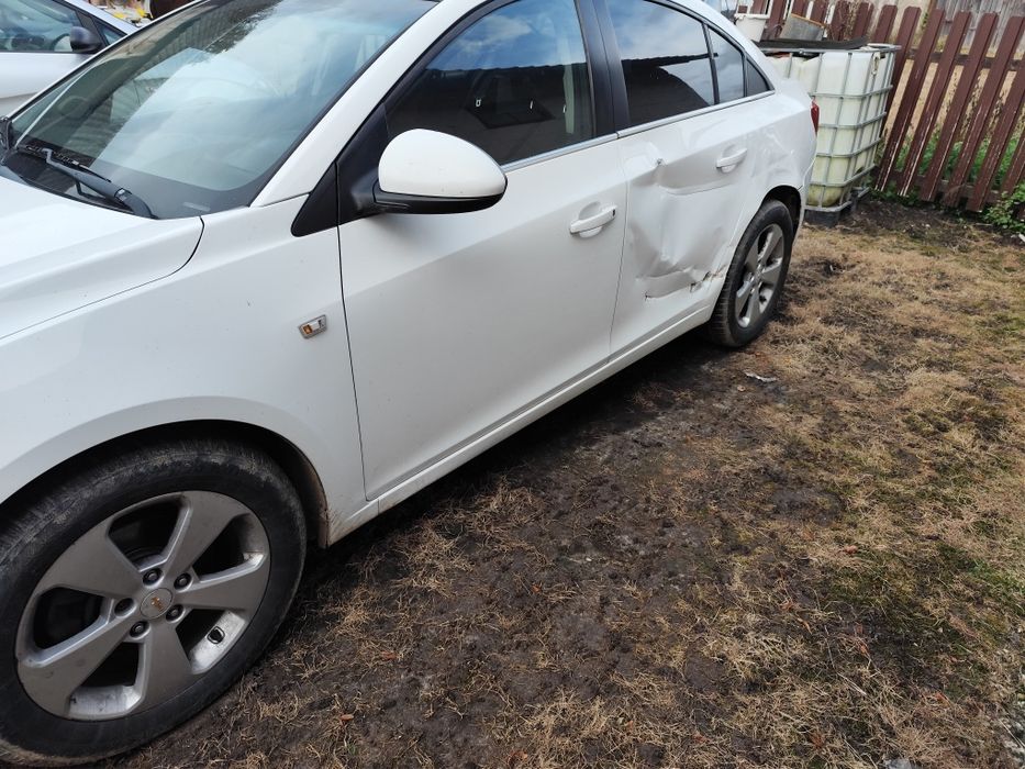 Chevrolet Cruze LT 2010 rok 2.0 diesel