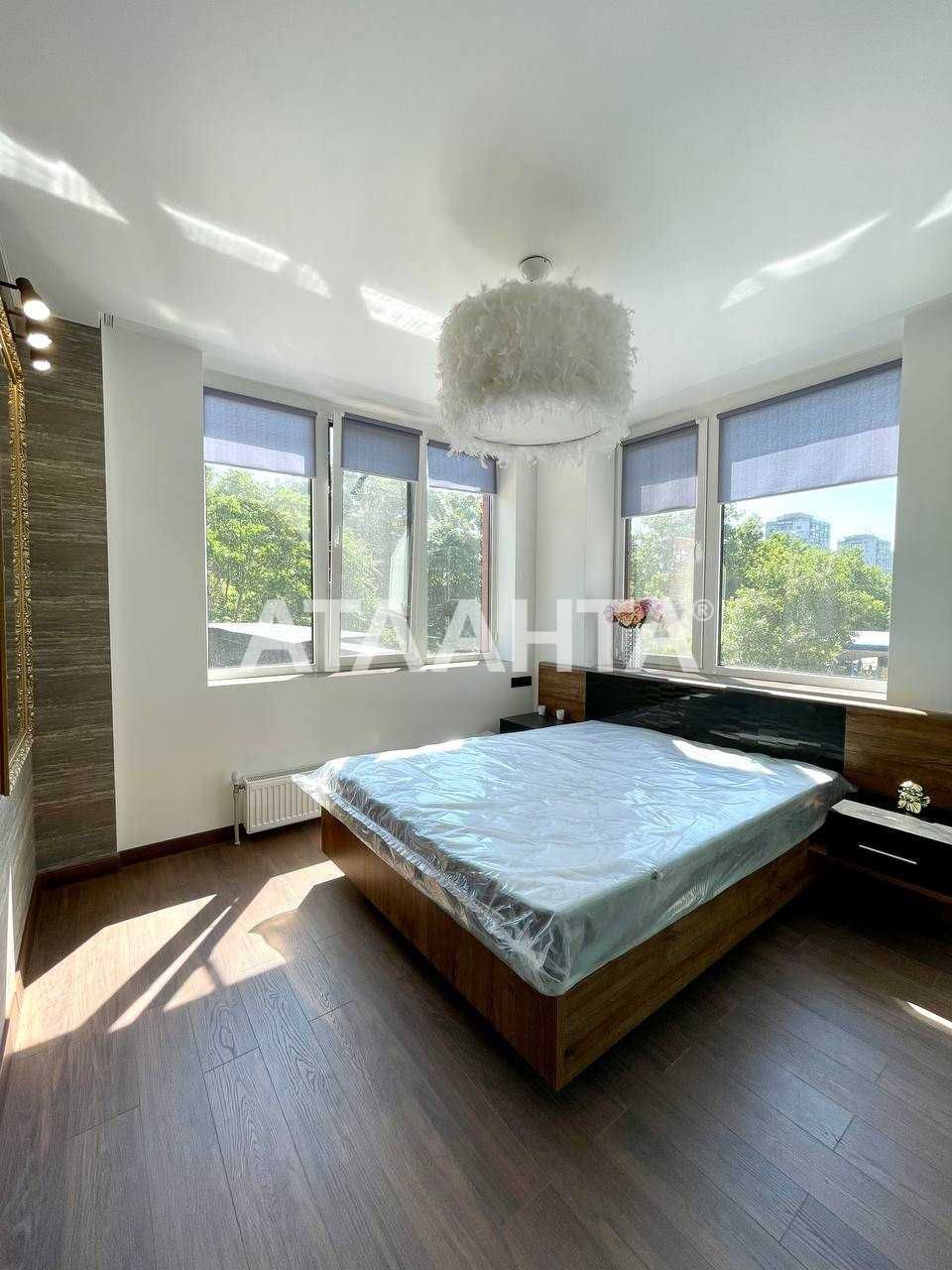 2-кім. квартира з терасою в ЖК Derby Style House на 4 ст. Б.Фонтана