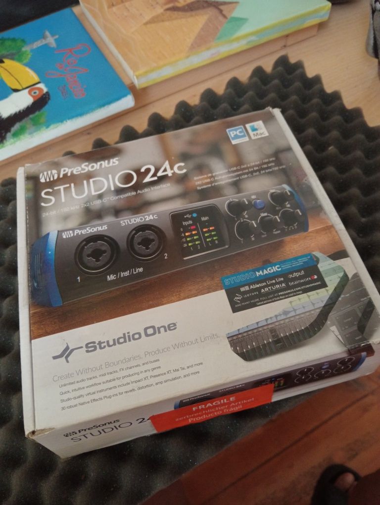 Pack AKG P120 + Presonus Studio 24c