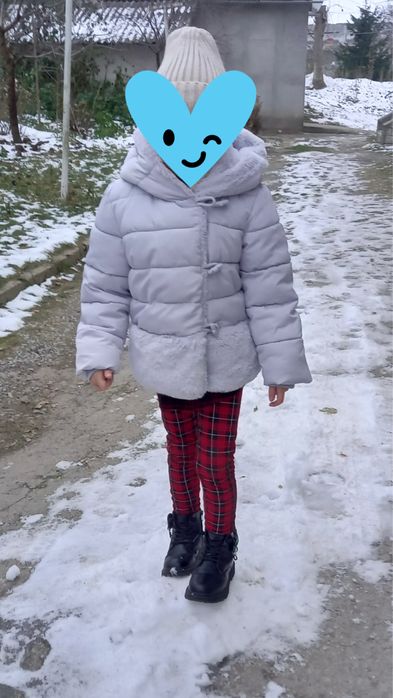 Зимова куртка на дівчинку. Курточка зима 6 років. Куртка зима 122