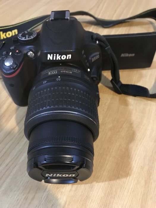 Camara Nikon D5100 com saco e tripé
