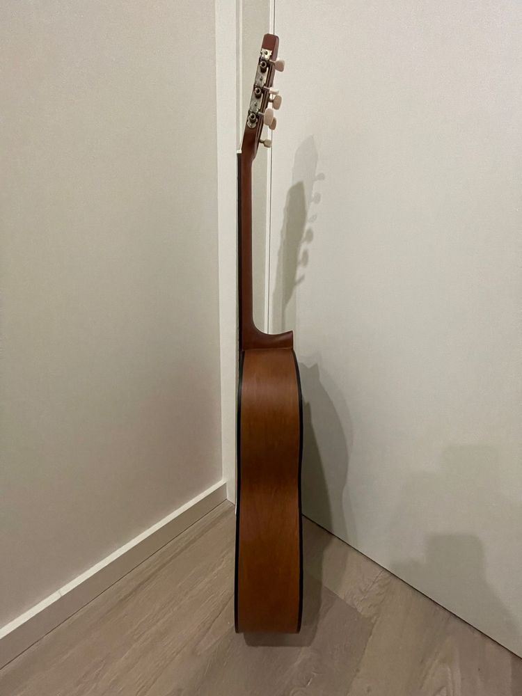 Guitarra Yamaha C30M