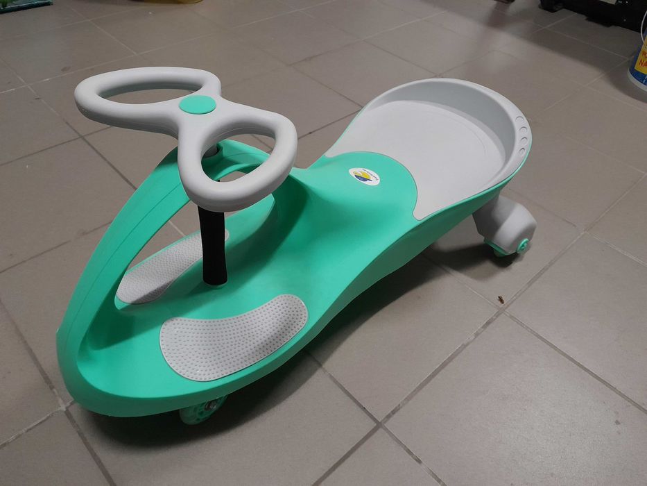 Twist car. Jeździk dzieciecy