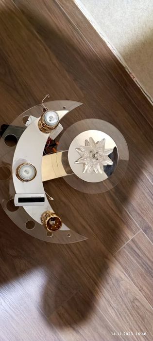 Лампа потолочная