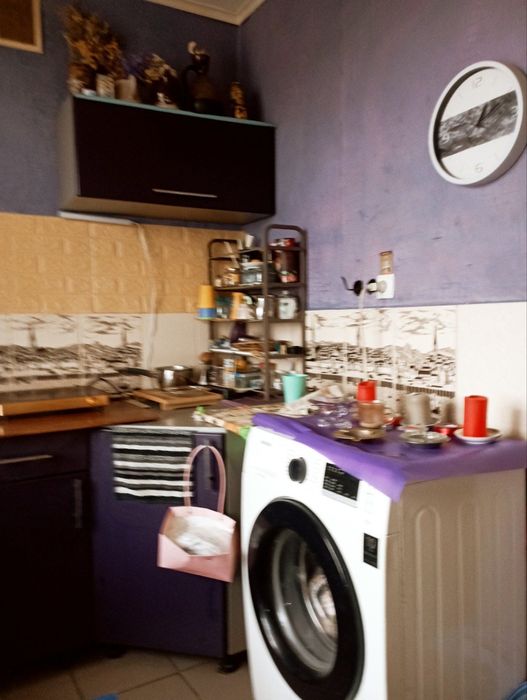 Продам 1-кімнатну квартиру вул. Алматинська 34