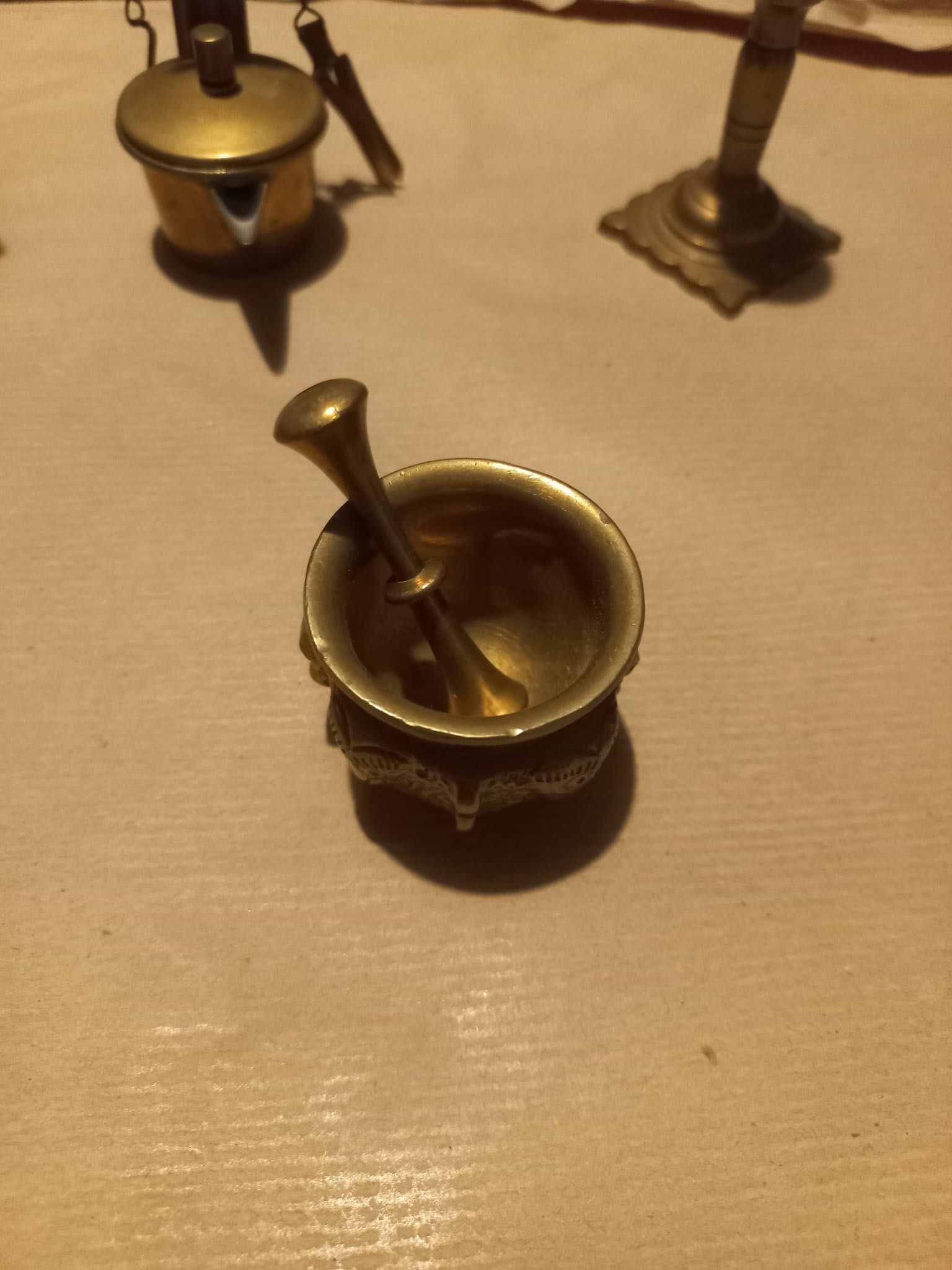Conjunto de 5 peças douradas
