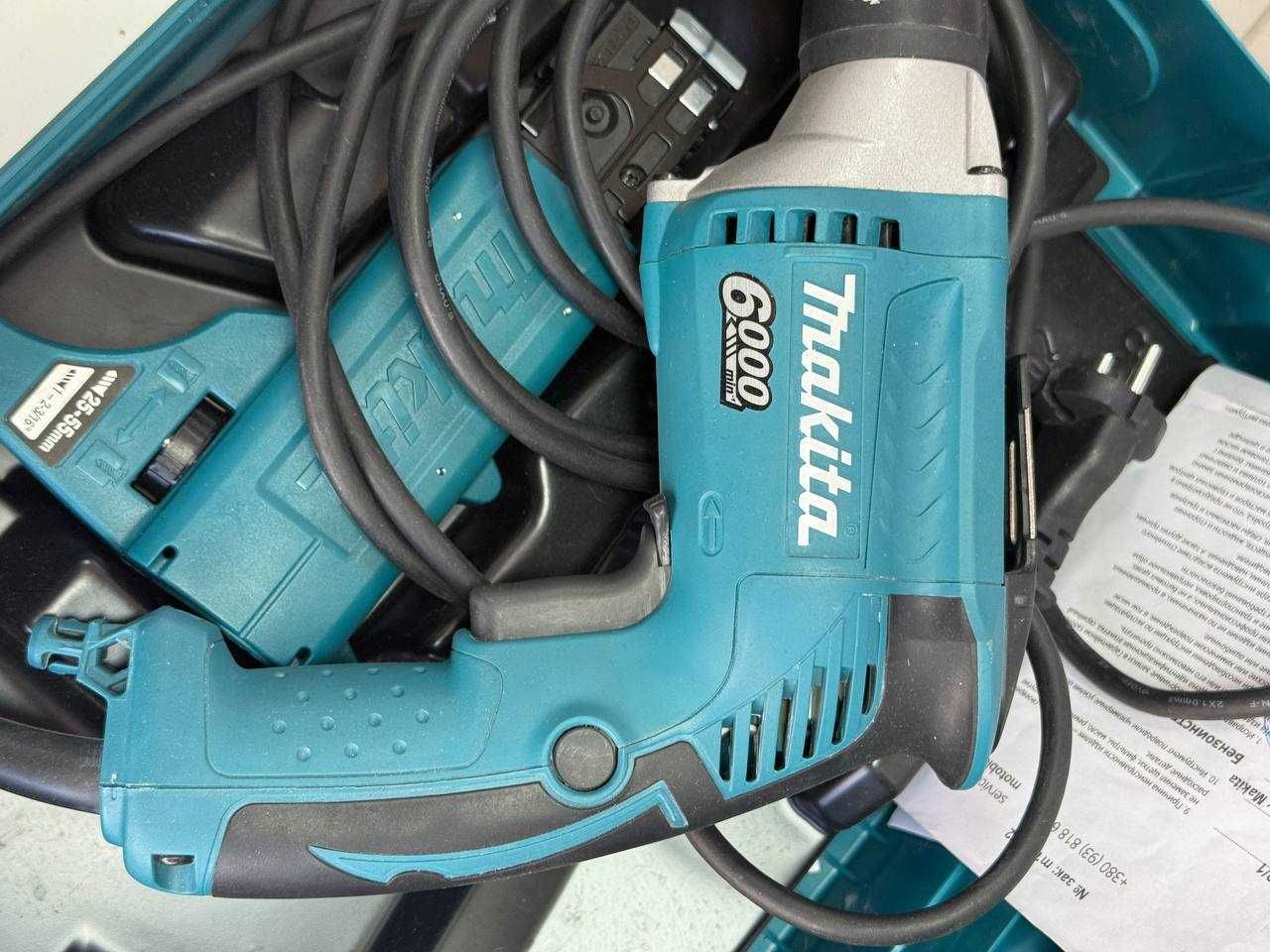 Гипсовый Шуруповерт MAKITA FS6300JX2
