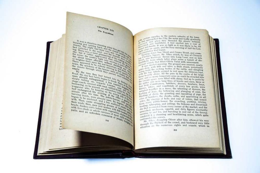 Чарльз Диккенс. Приключения Оливера Твиста. На английском языке. 1953