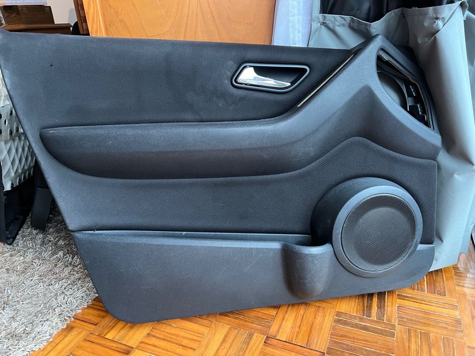 Quartela Mercedes benz classe A 150 interior interiores porta portas