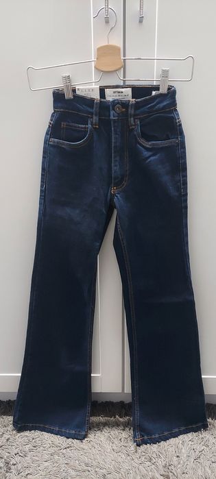 32, Spodnie jeansowe