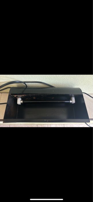 Ультрафіолетовий детектор валют