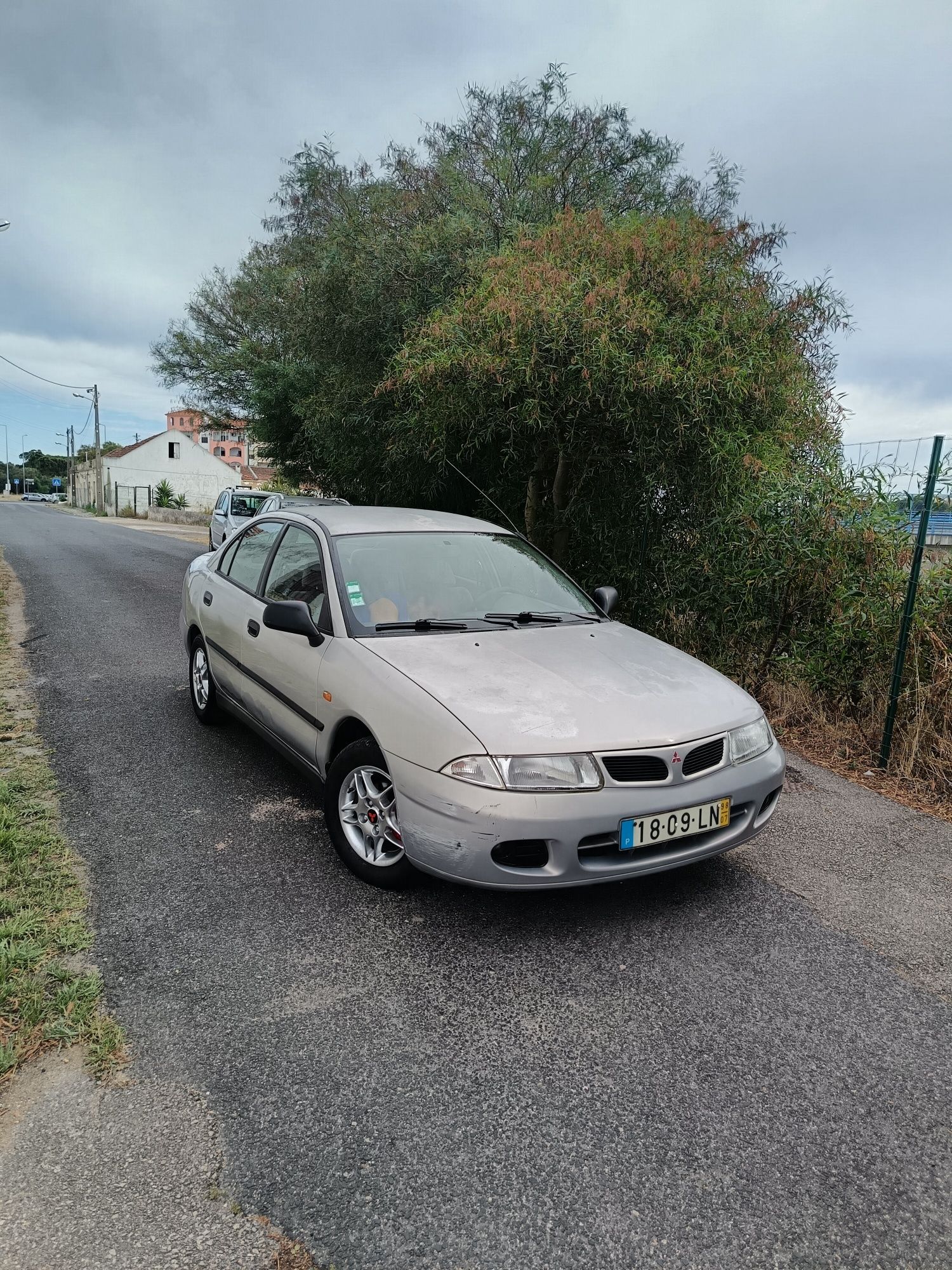 Mitsubishi completo