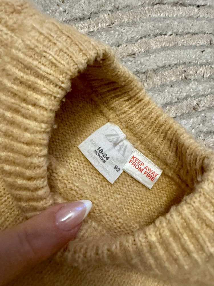 Sweterek sweter świąteczny święta Zara 92 nowy