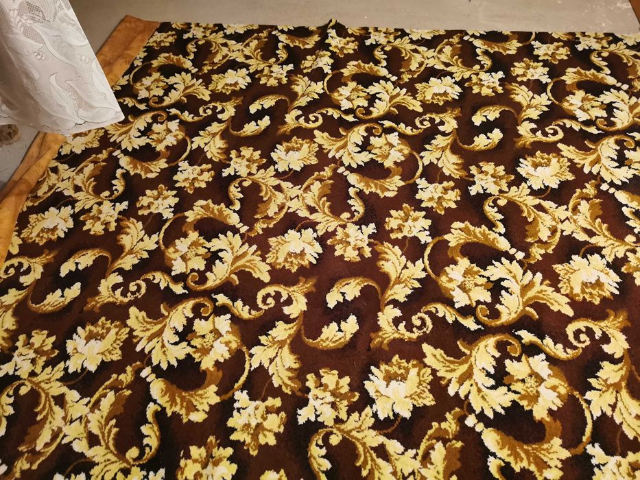 Dywan czarno - brązowo - biały 3,0 x 2,30