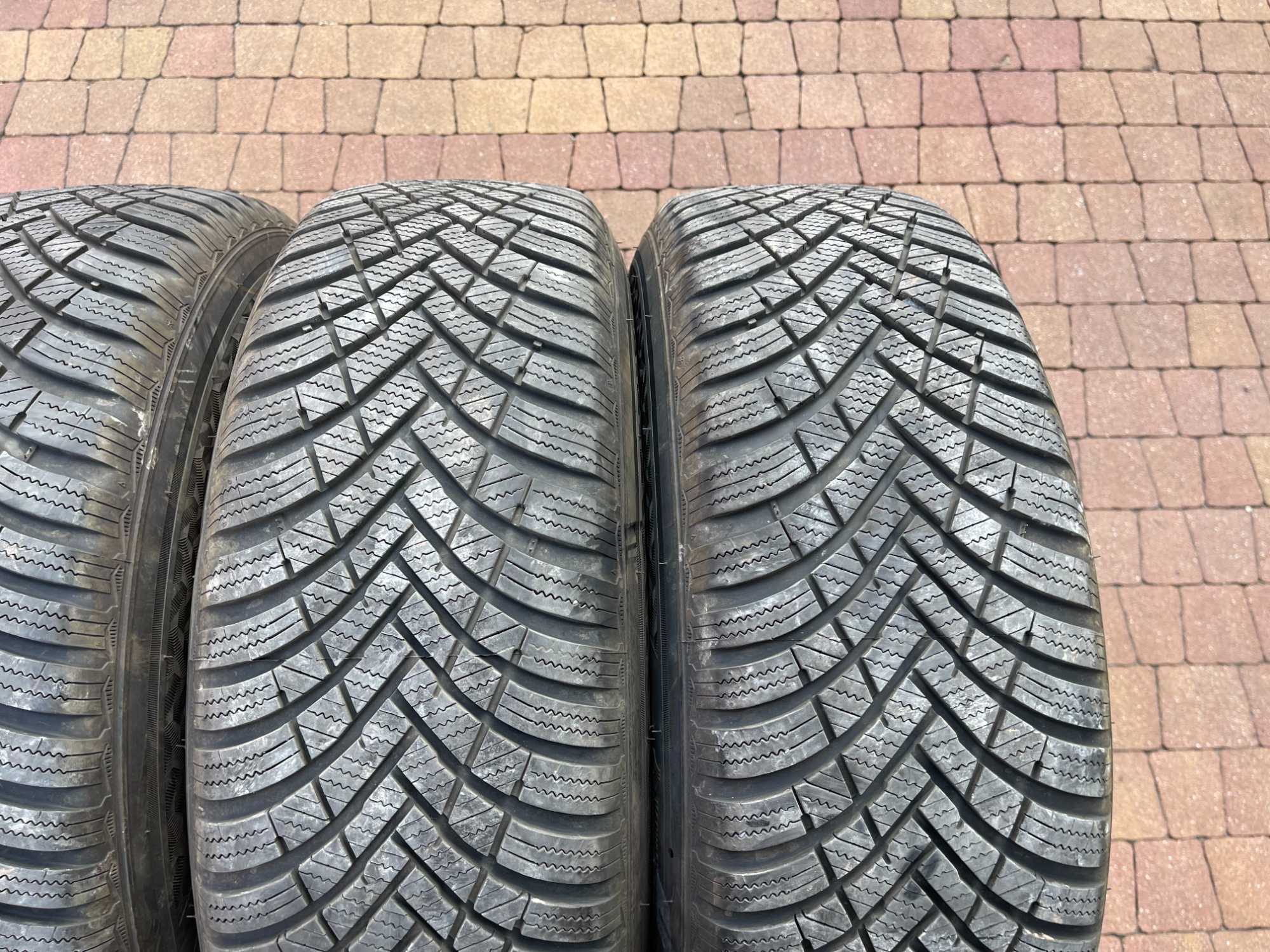 3791. Koła zimowe Juke Qashqai Duster 5x114.3 215/65/16 2023r 6.5/7mm