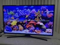 Smart TV Samsung 43 com barras LED novas