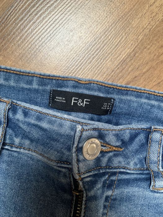Jeansy push up f&f elastyczne 38